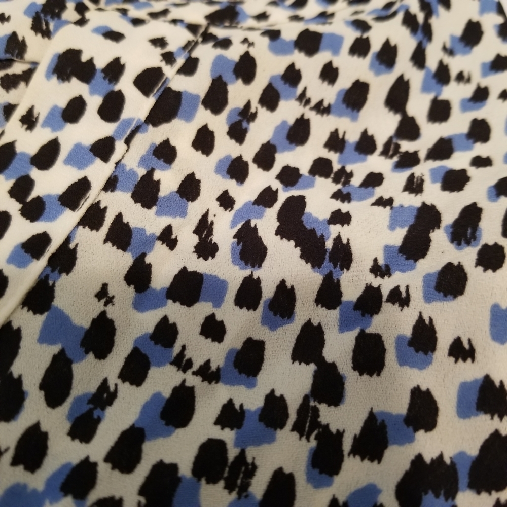 Adrianna Papell V Neck Long Sleeve Size 2X White/Black/Blue Pattern - Picture 11 of 12